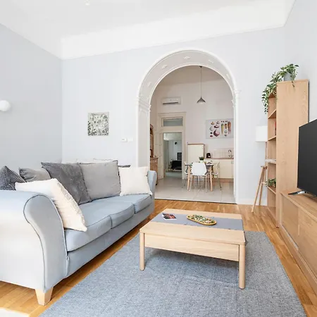 Spacious Elegance - 75 Sqm - Ac *